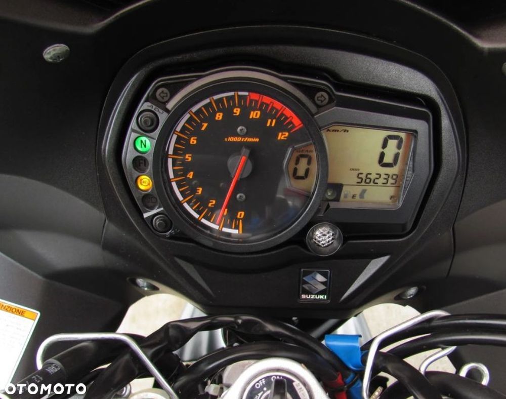 Suzuki GSX - 39