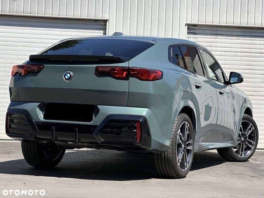 BMW X2 - 6