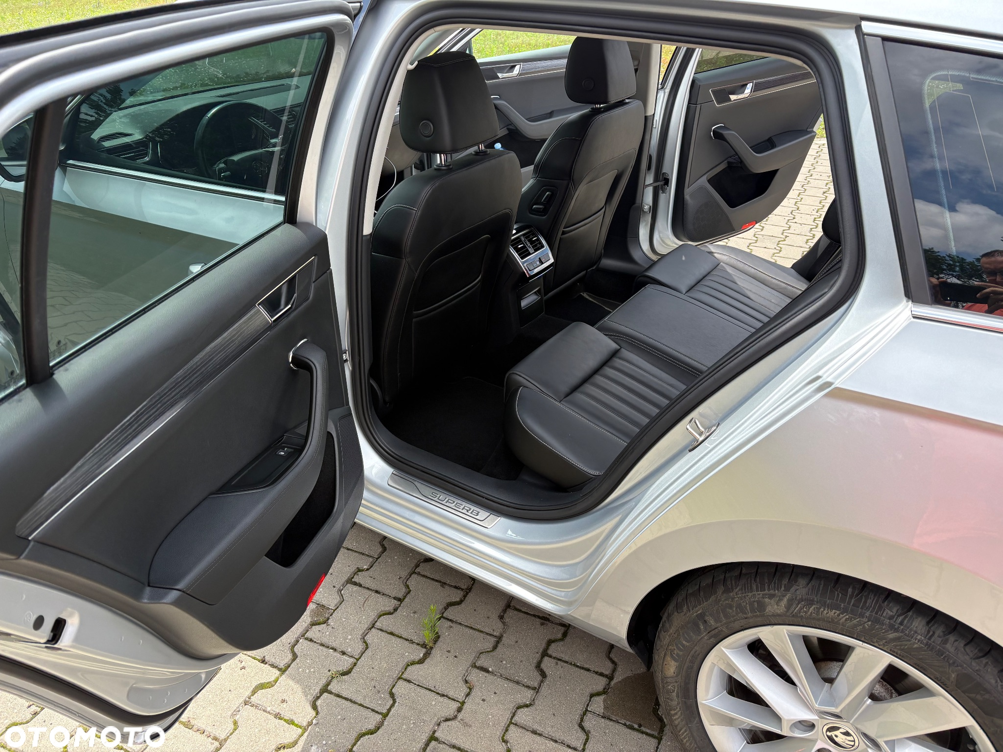Skoda Superb 2.0 TDI DSG Style - 19