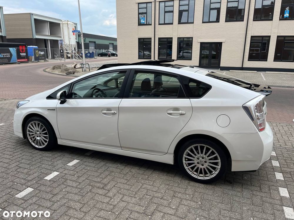 Toyota Prius - 6