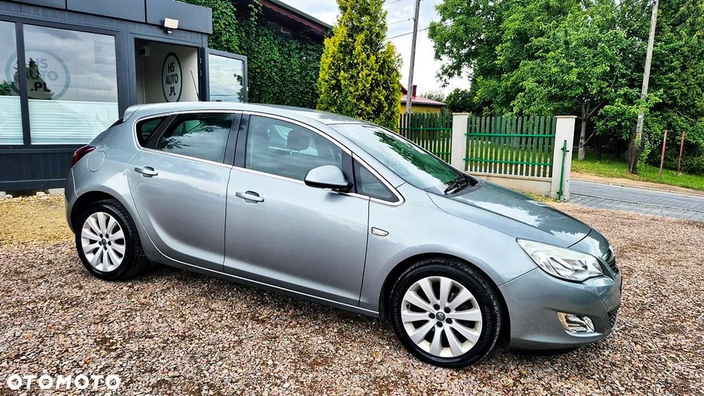 Opel Astra 1.6 Cosmo - 9