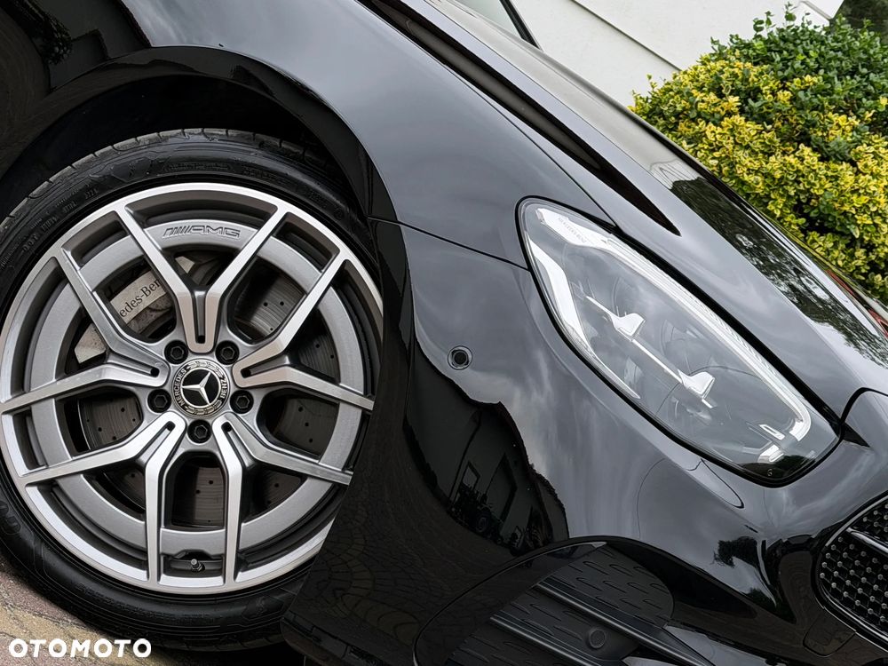 Mercedes-Benz Klasa E 300 AMG - 34
