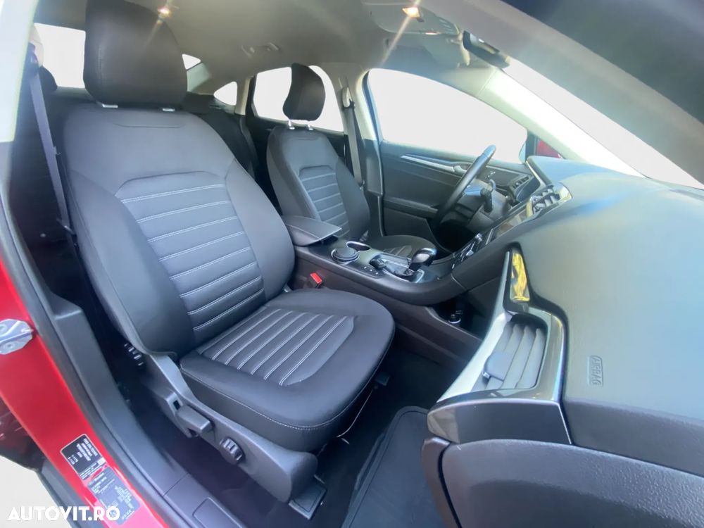 Ford Mondeo 2.0 HEV Trend - 9