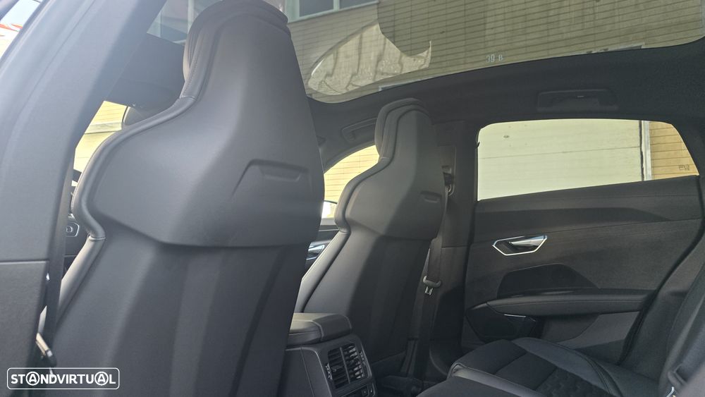 Audi e-tron GT quattro - 22