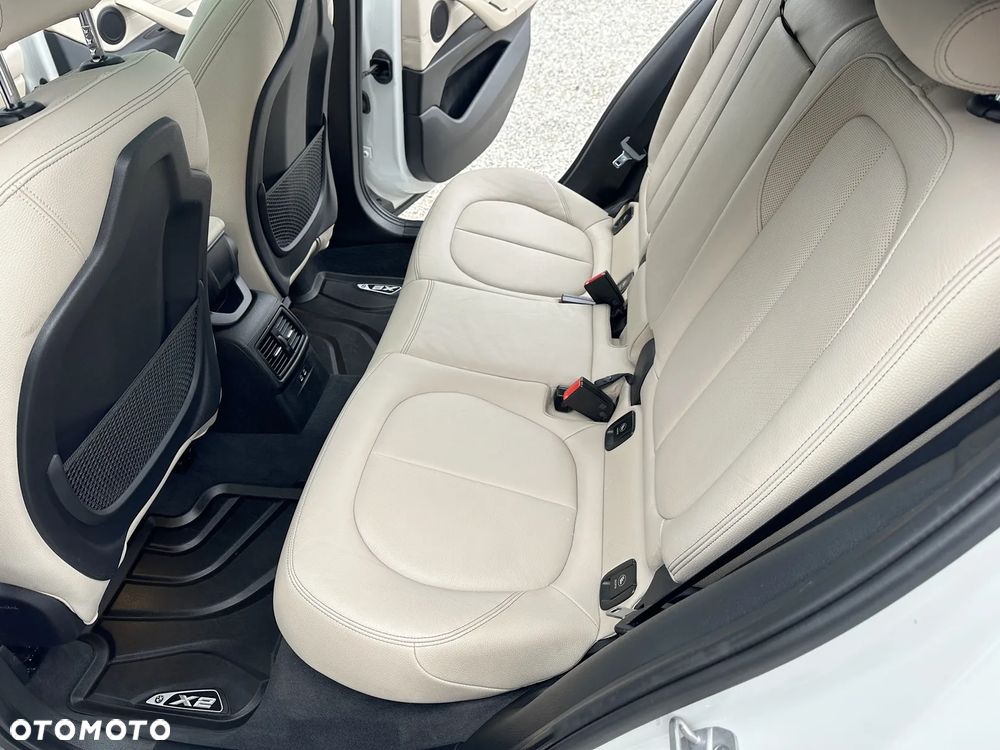 BMW X2 xDrive20i GPF sport - 8