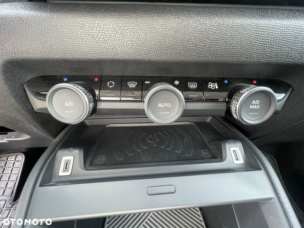 Citroën C4X 1.2 PureTech Max S&S EAT8 - 10