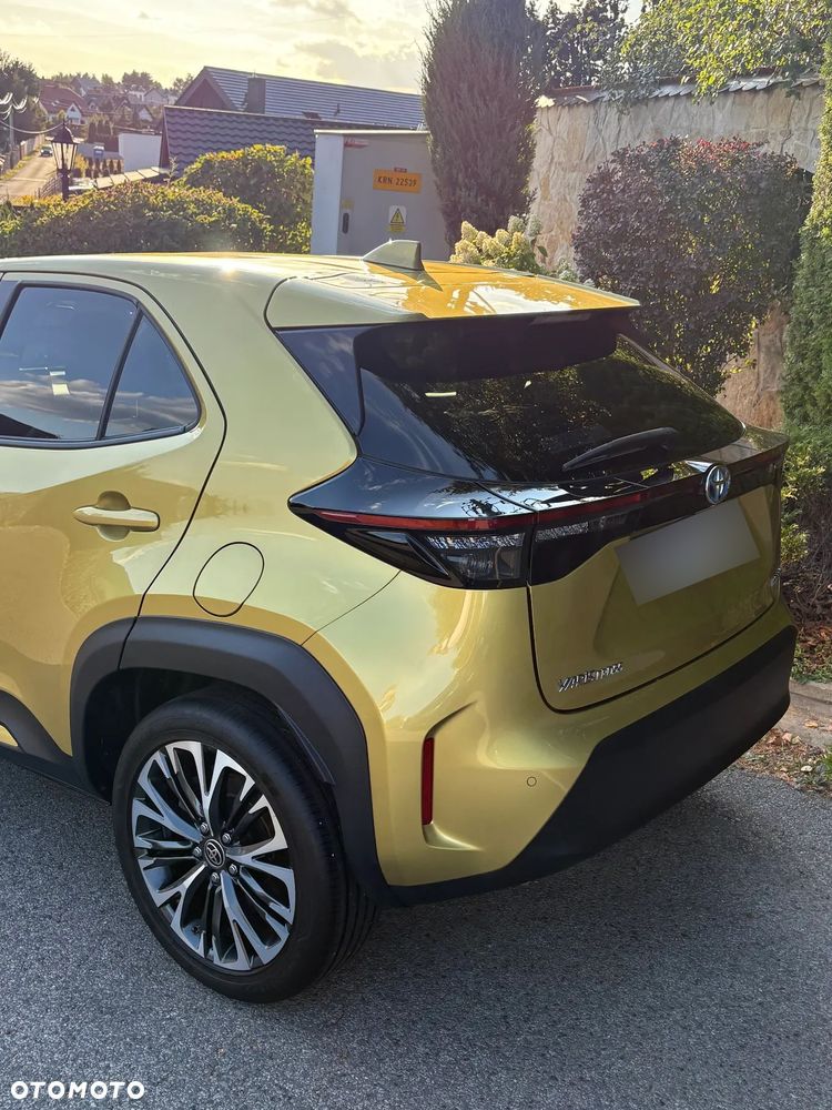 Toyota Yaris Hybrid 1.5 Executive - 3