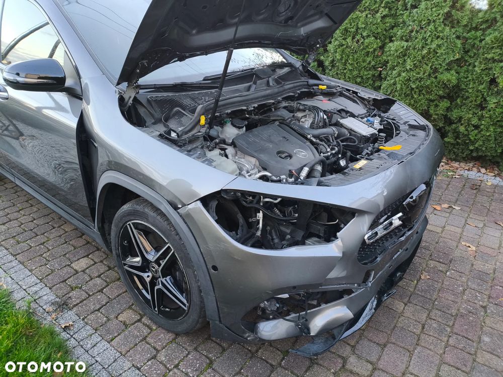 Mercedes-Benz GLA 250 e 8G-DCT Edition AMG Line - 29