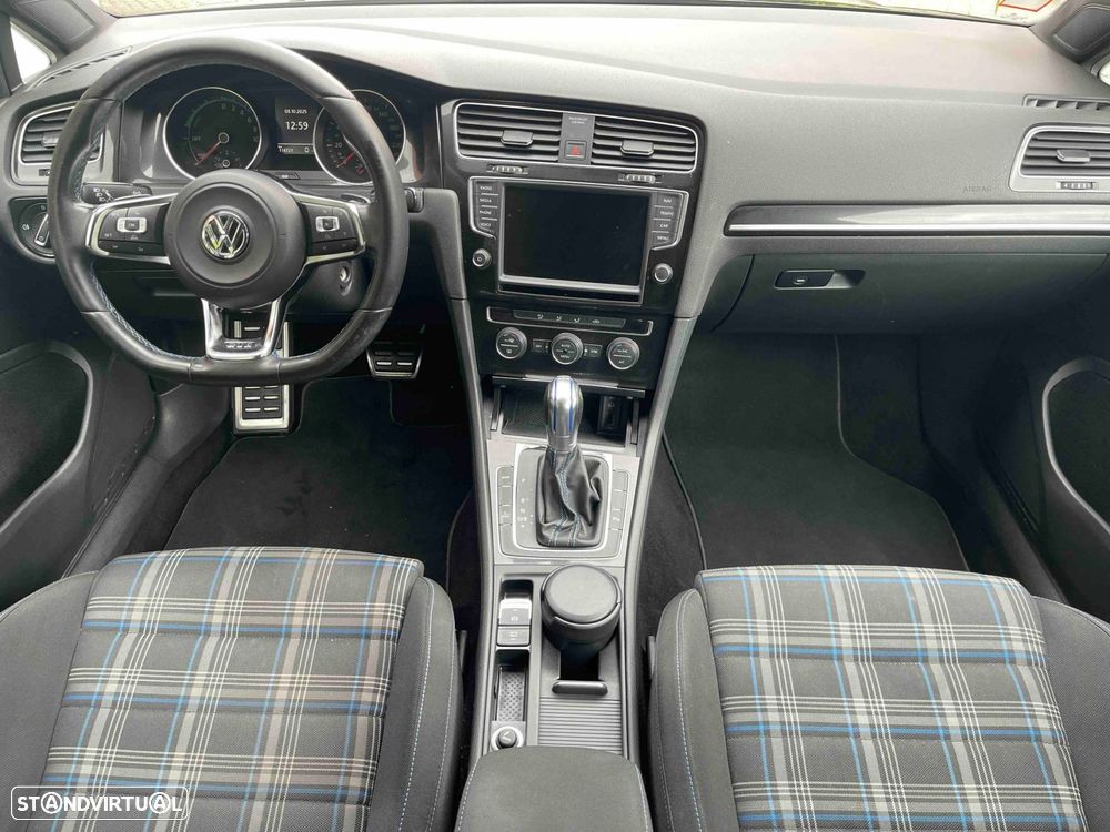 VW Golf 1.4 GTE Plug-in - 6