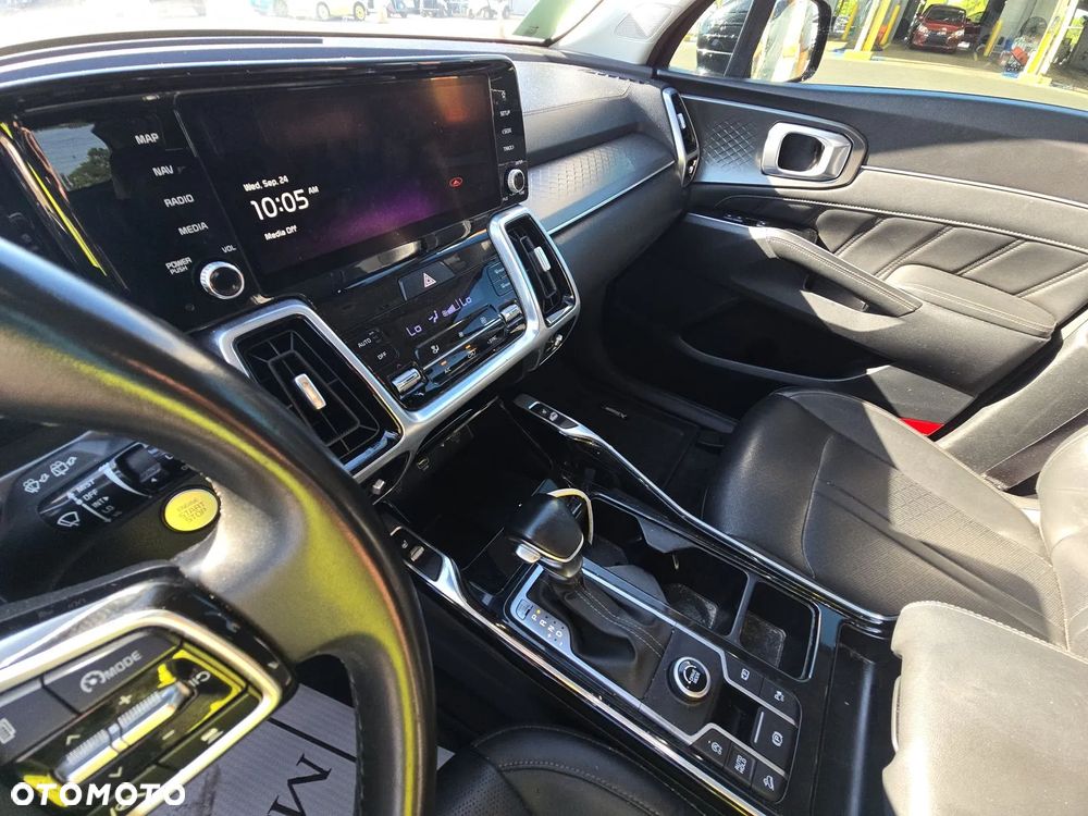 Kia Sorento - 11