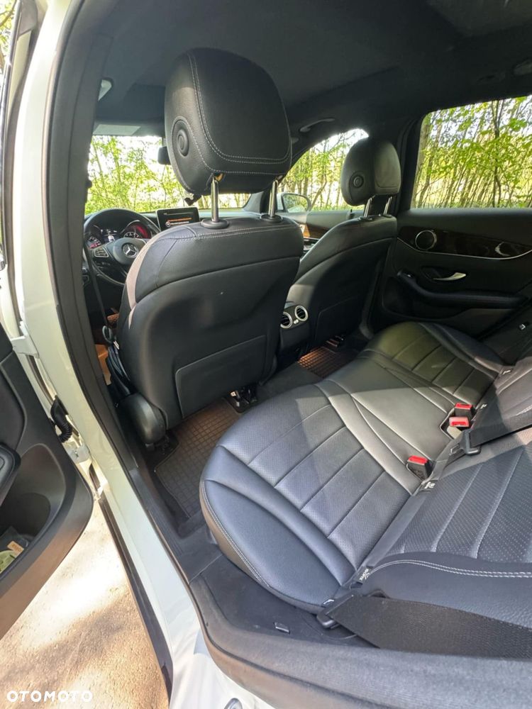 Mercedes-Benz GLC 300 4-Matic - 8