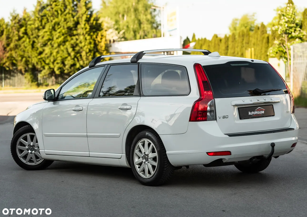 Volvo V50 2.4i Momentum - 8