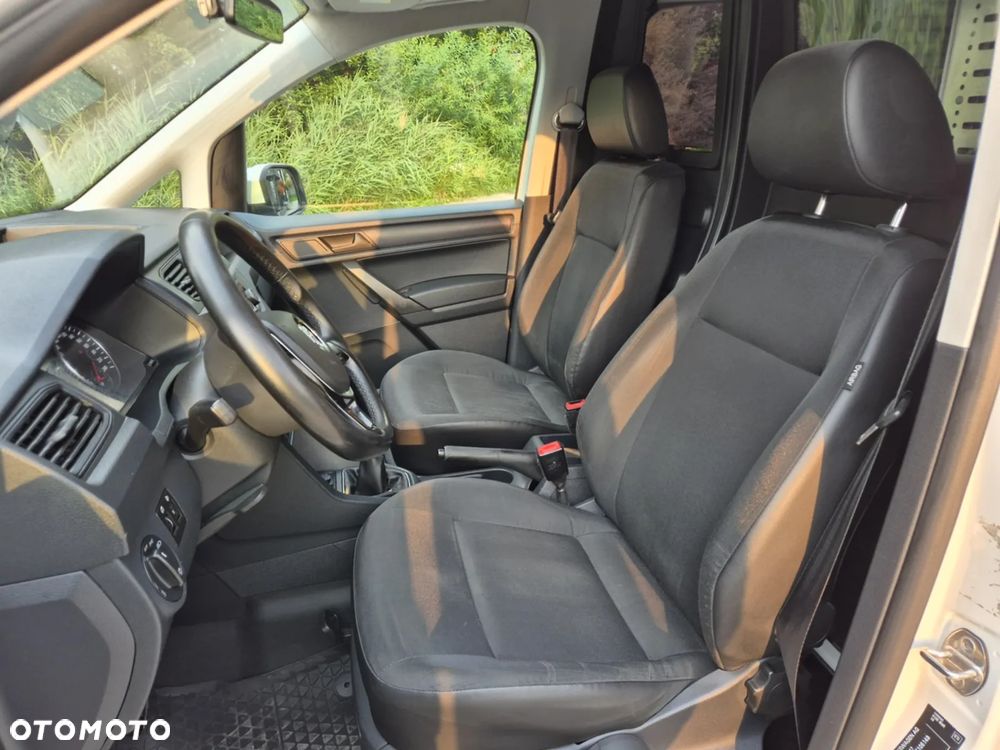 Volkswagen CADDY MAXI - 8