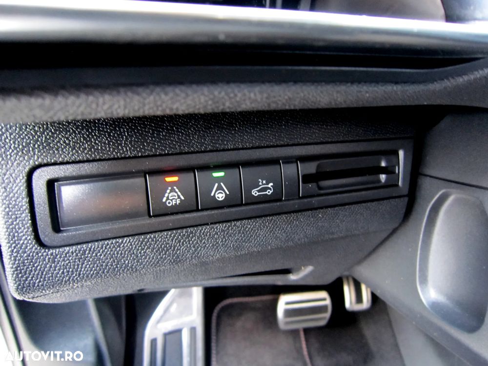 Peugeot 5008 PureTech 180 EAT8 Stop & Start GT Pack - 27