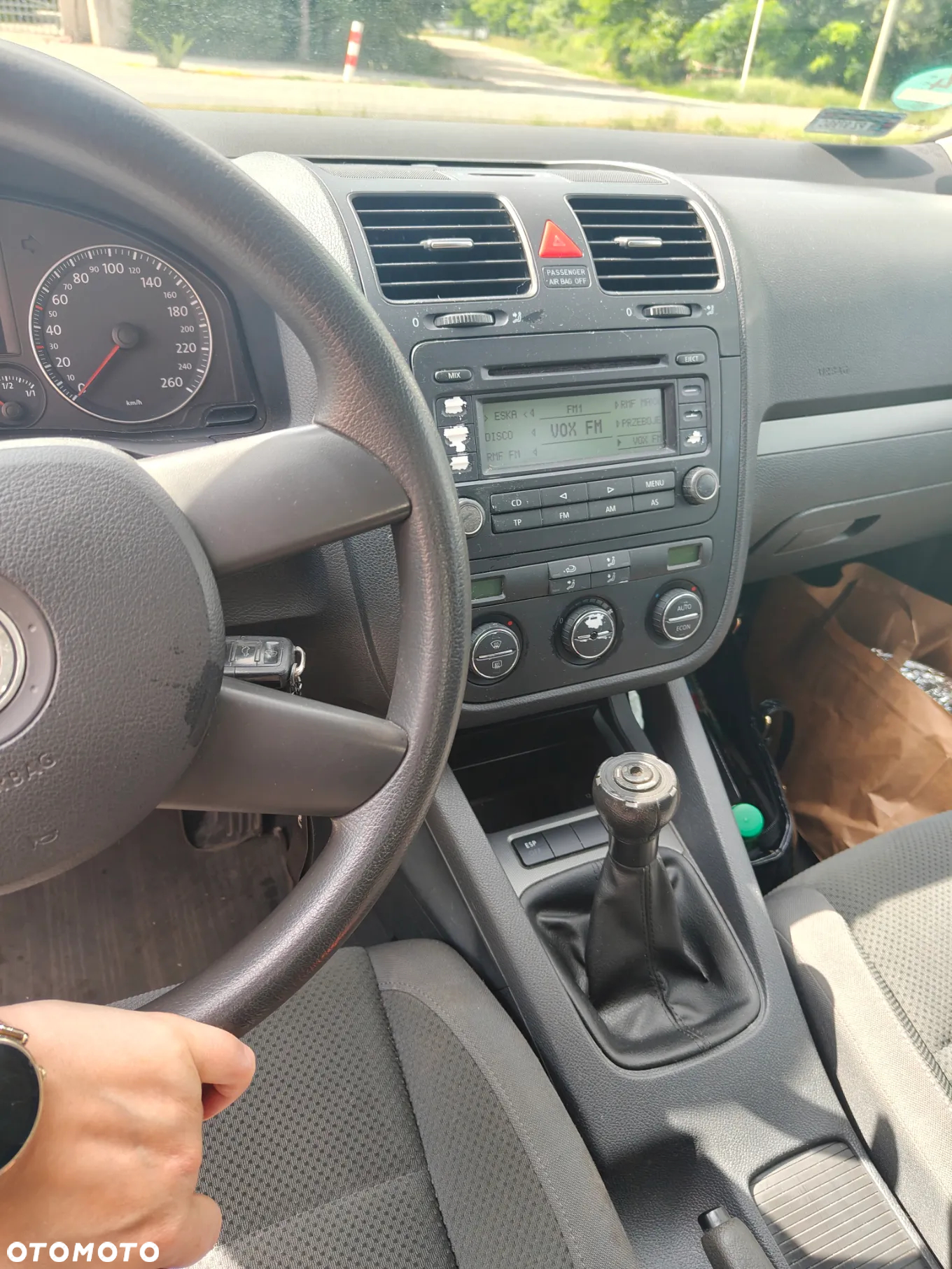 Volkswagen Golf 1.6 FSI Comfortline - 6