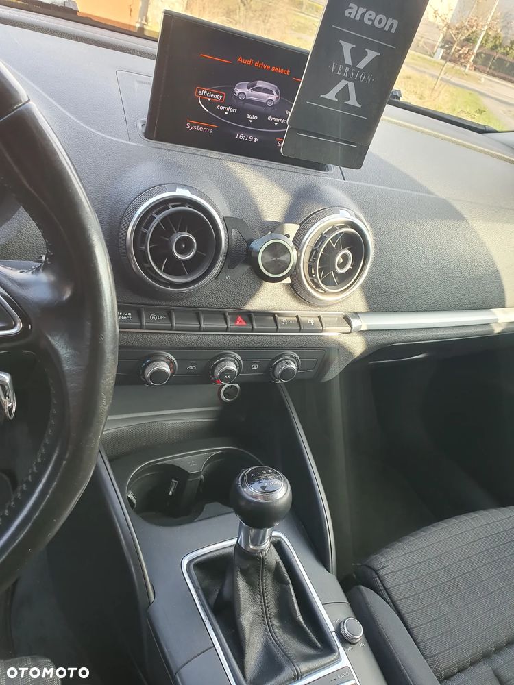 Audi A3 Sportback - 10