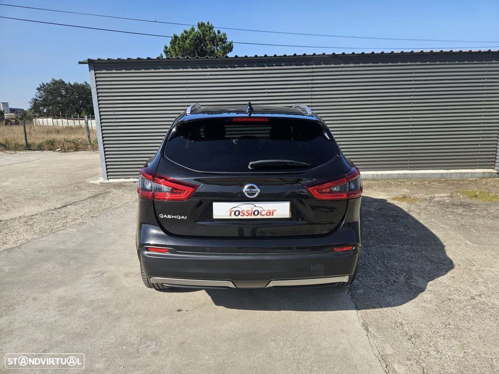 Nissan Qashqai 1.3 DIG-T N-Connecta LED+SKY - 12