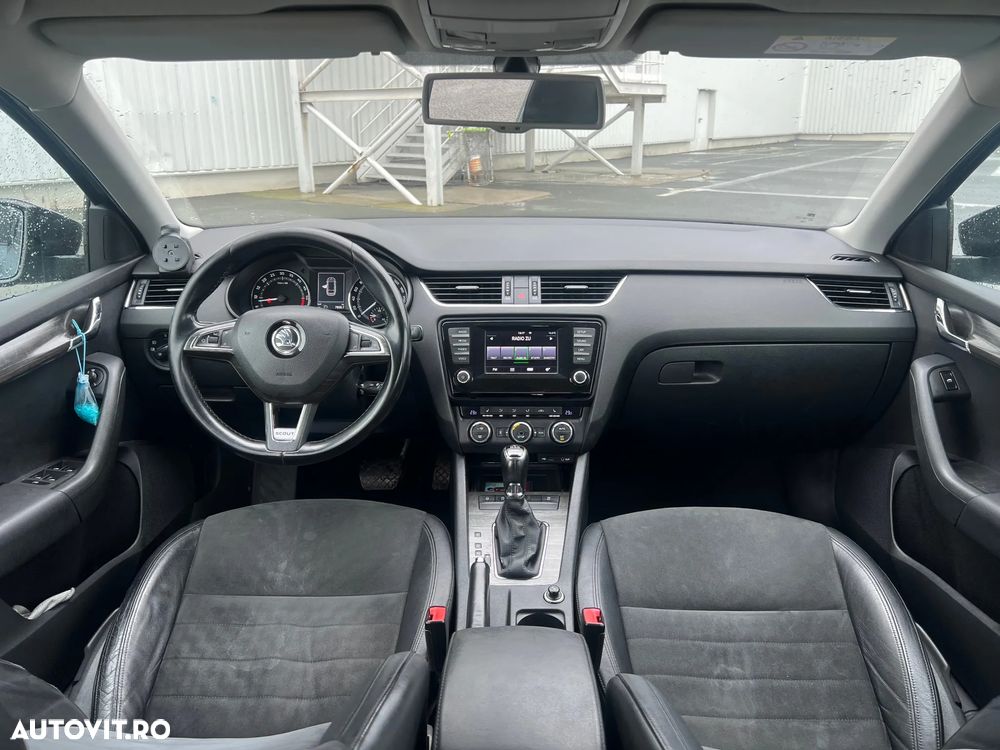 Skoda Octavia Combi 2.0 TDI 4x4 DSG Scout - 7