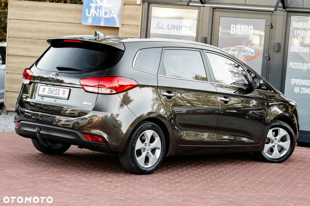 Kia Carens 1.7 CRDi 141 Dream Team Edition - 16