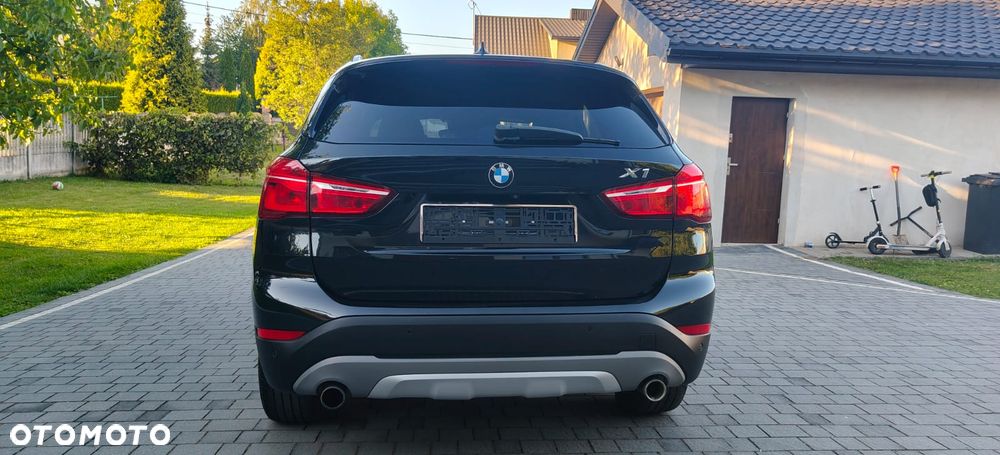 BMW X1 - 8