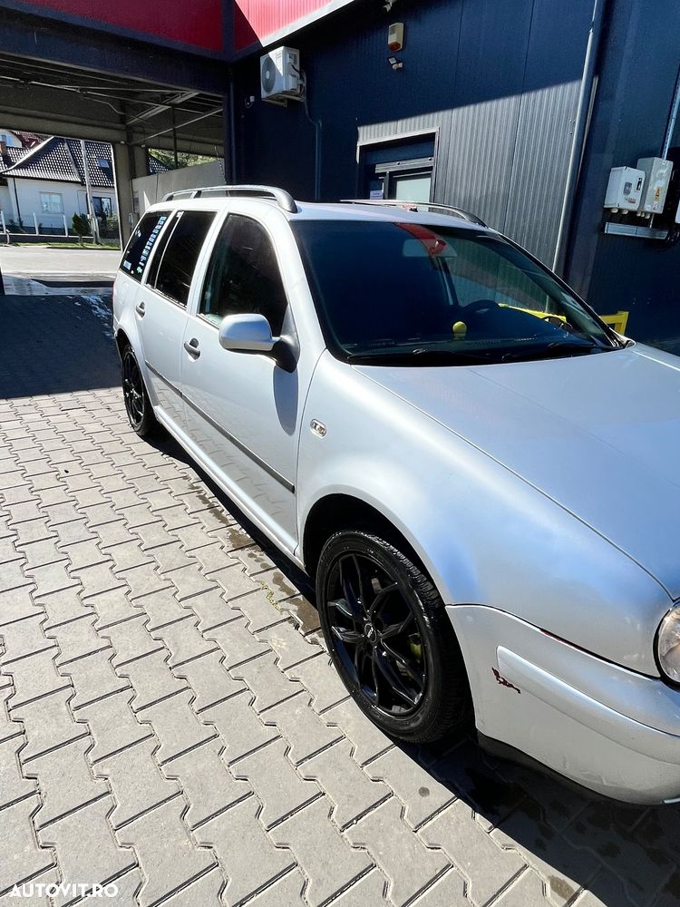 Volkswagen Golf 1.9TDI Highline - 3