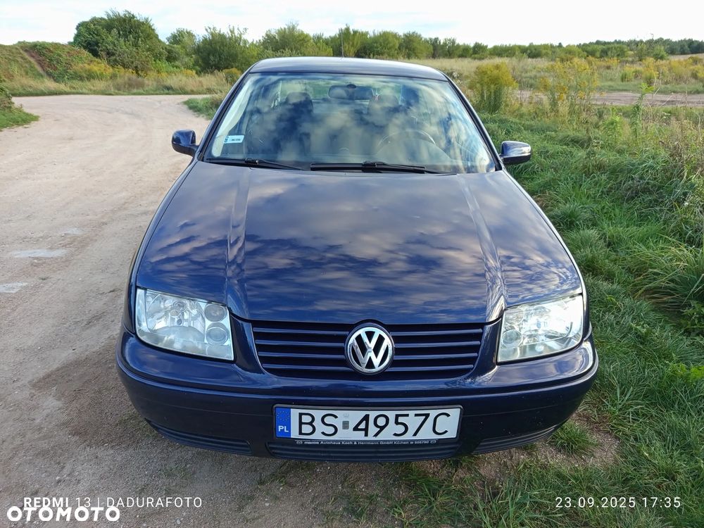 Volkswagen Bora 1.6 Comfortline - 2