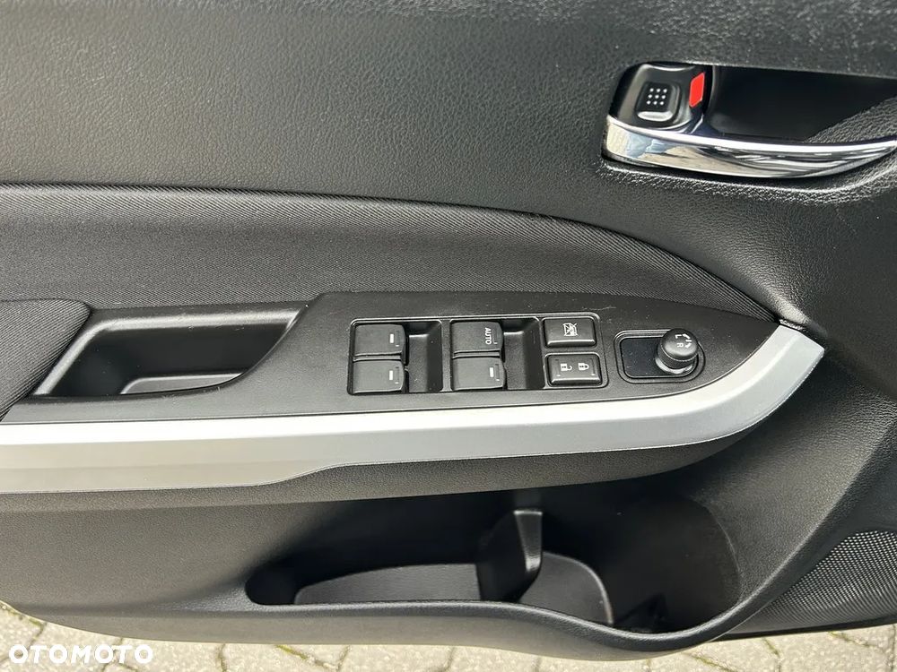 Suzuki Vitara 1.6 Premium 2WD - 31