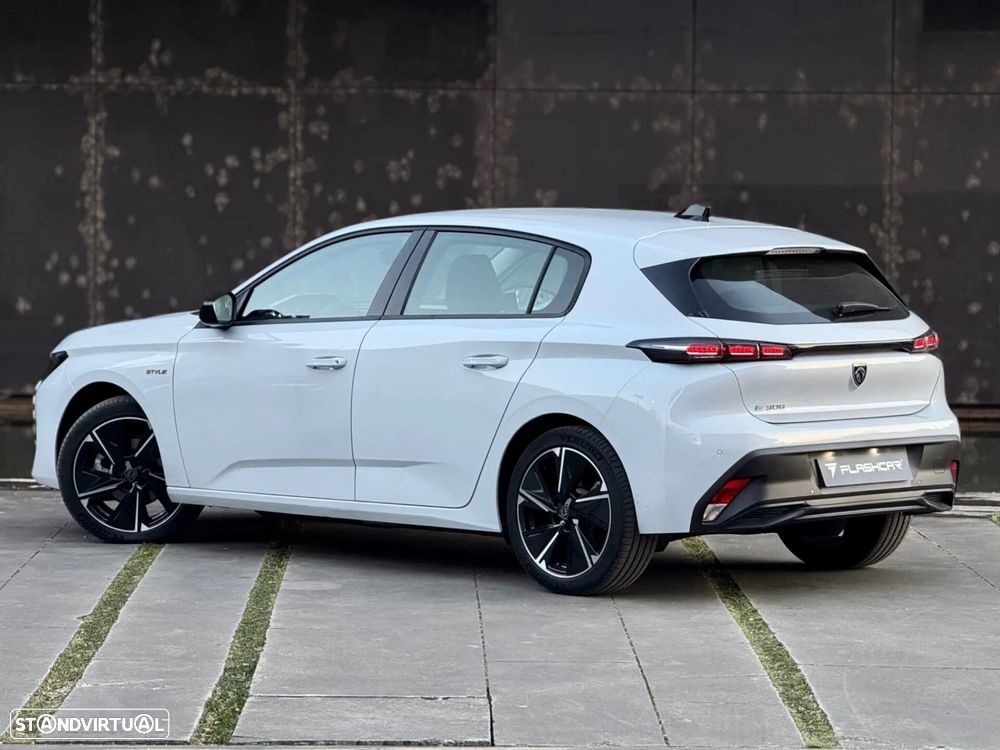Peugeot e-308 54 kWh Style - 14