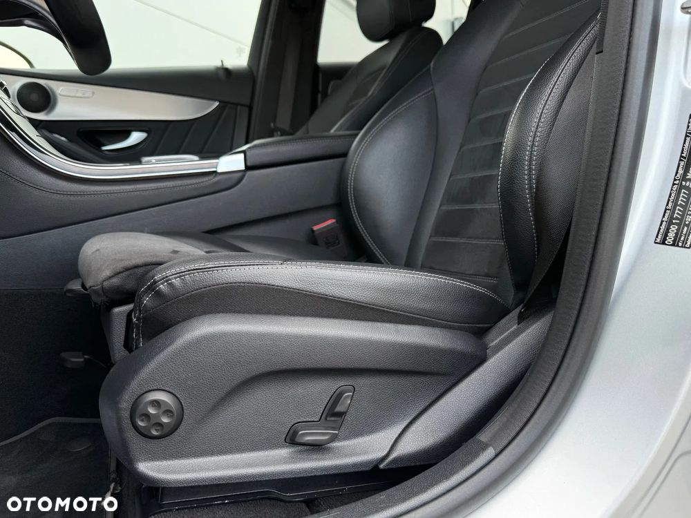 Mercedes-Benz GLC 200 d 4Matic 9G-TRONIC AMG Line Plus - 23