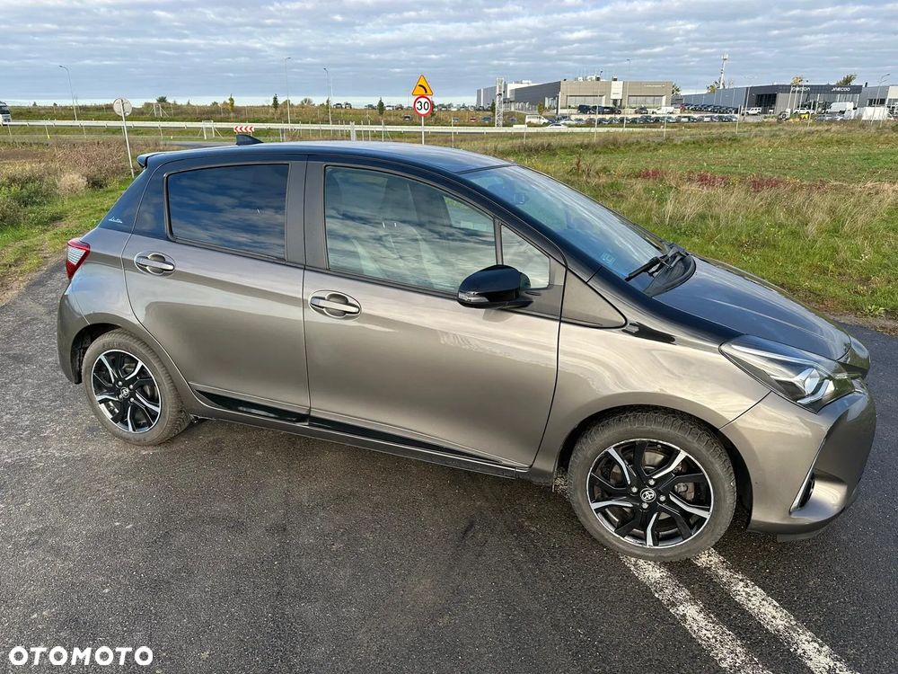 Toyota Yaris 1.5 Selection - 3