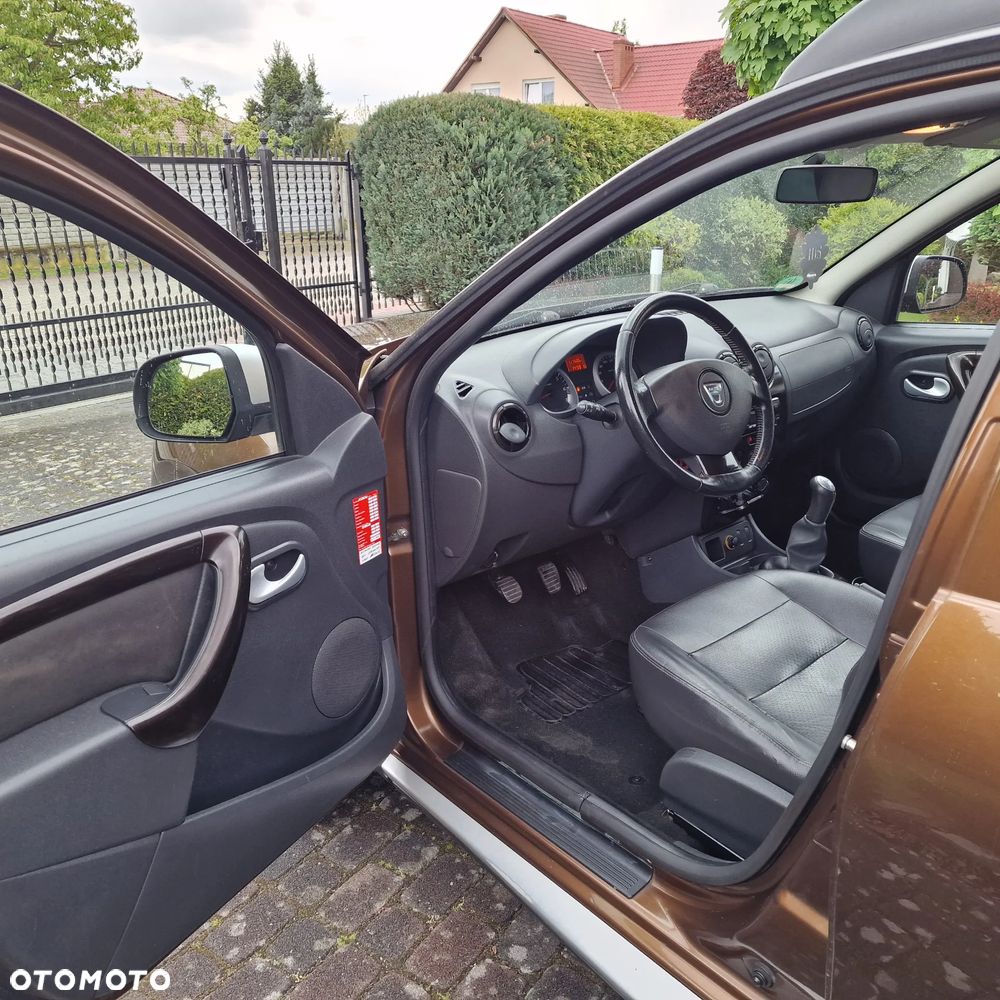 Dacia Duster 1.6 16V 4x2 Prestige - 10