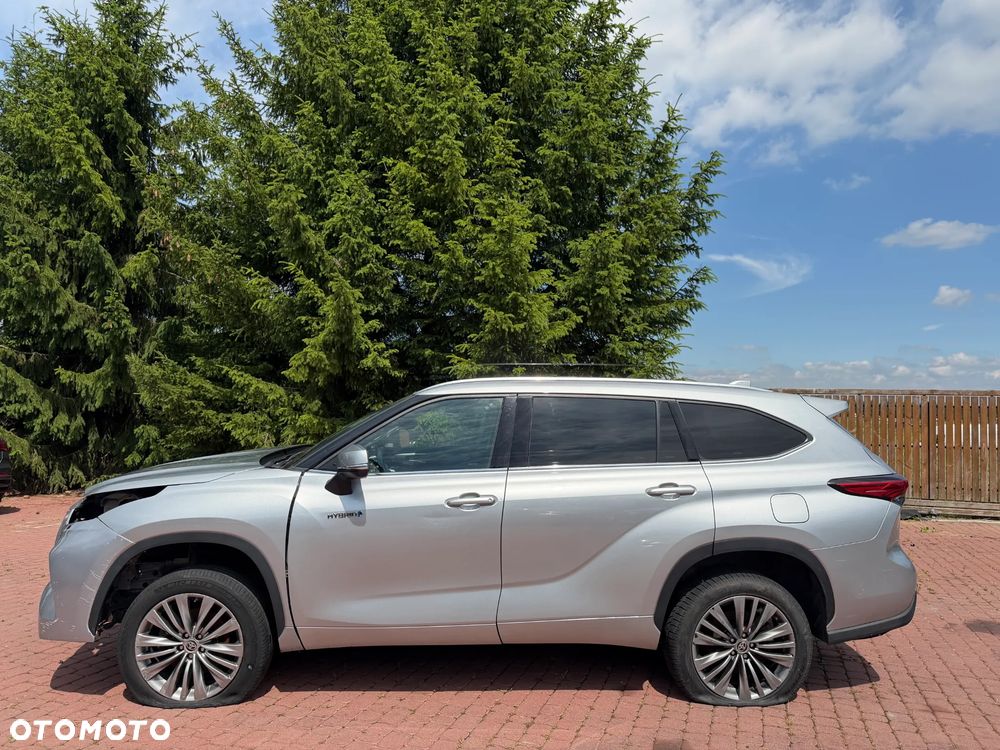 Toyota Highlander 2.5 Hybrid Executive - 27