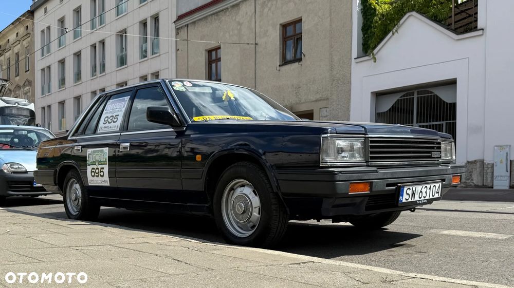 Nissan Laurel 2.8 GL D - 32