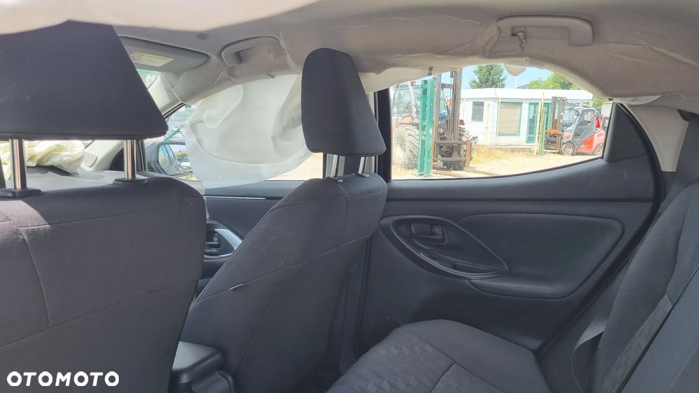 Toyota Yaris - 26
