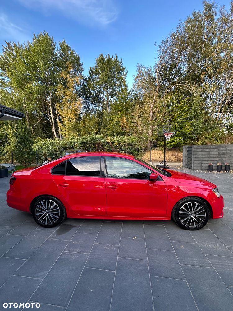 Volkswagen Jetta 1.8T SE - 2