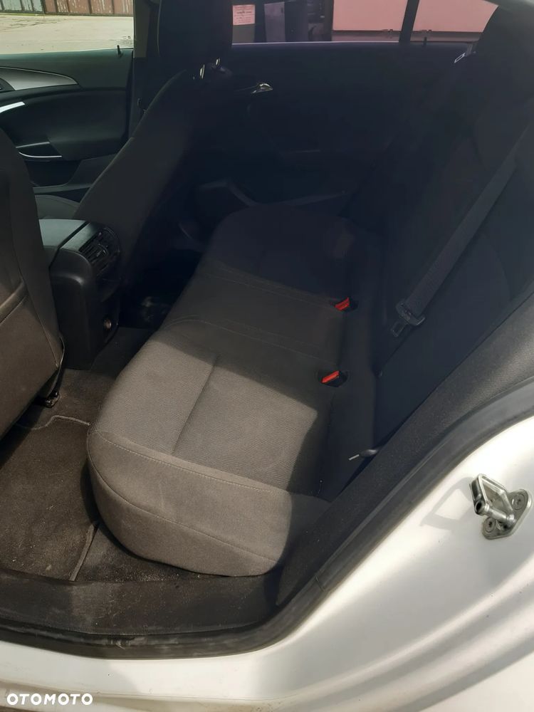 Opel Insignia 2.0 CDTI - 10