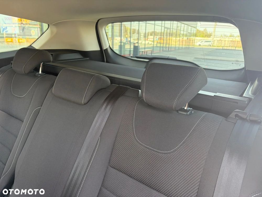 Ford Kuga - 39