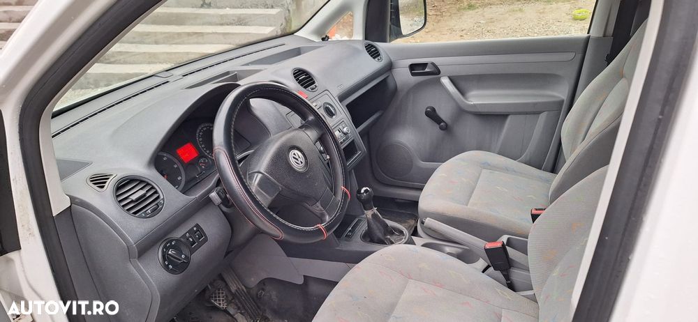 Volkswagen Caddy - 9