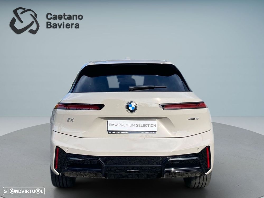 BMW iX xDrive 45 Pack Desportivo - 21