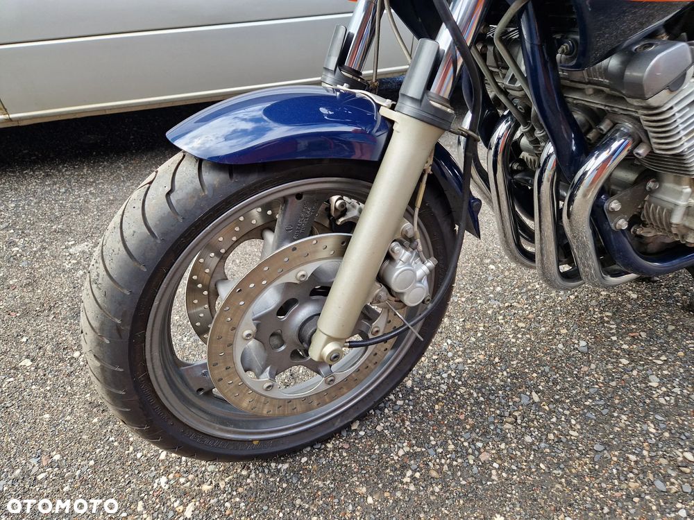 Yamaha XJ - 12