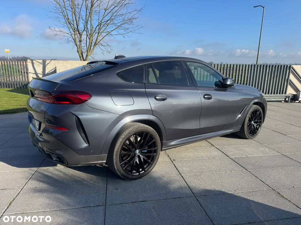 BMW X6M M50d - 8