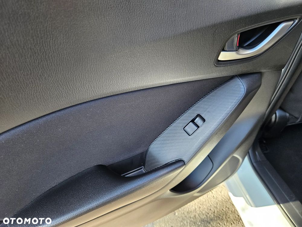 Mazda 3 SKYACTIV-G 120 Exclusive-Line - 38