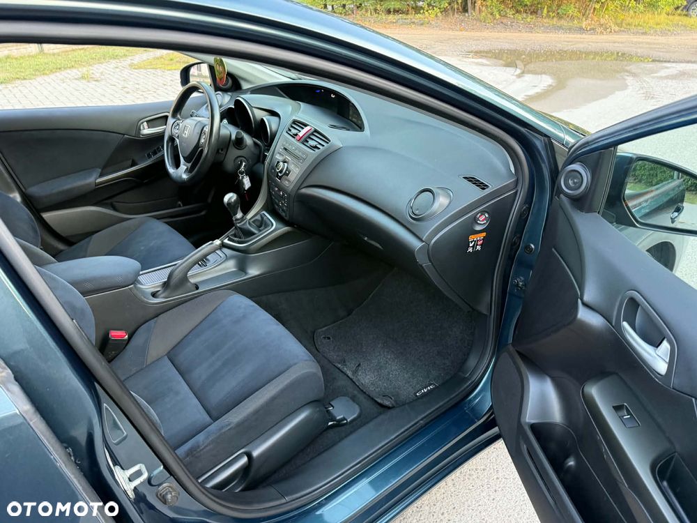 Honda Civic 1.4 i-VTEC Elegance - 8