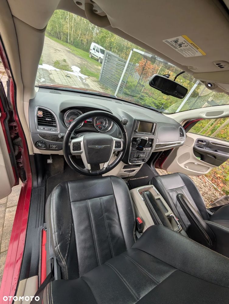 Chrysler Town & Country 3.6 Touring - 14