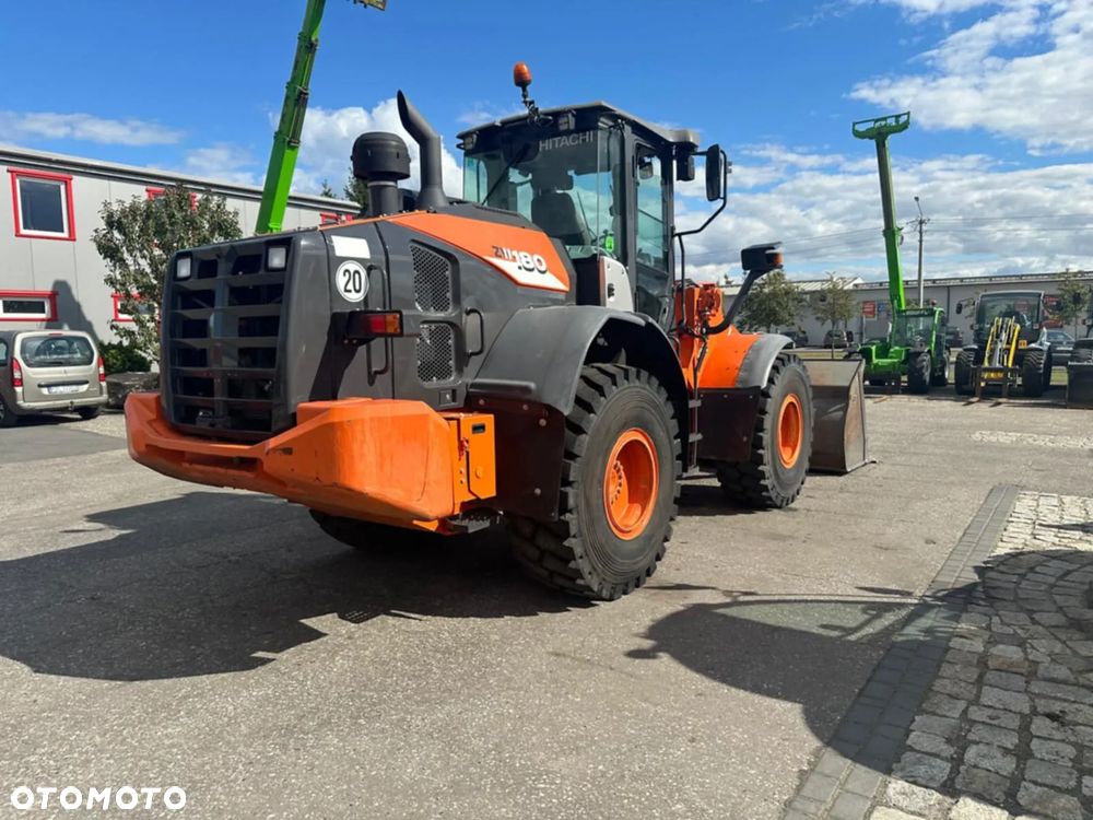 Hitachi ZW 180 - 5