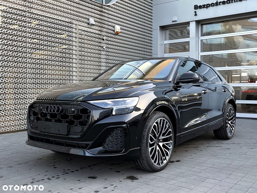 Audi Q8 - 14