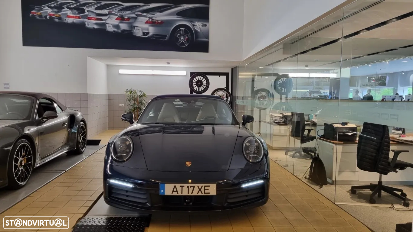 Porsche 911 (992) Carrera PDK - 21