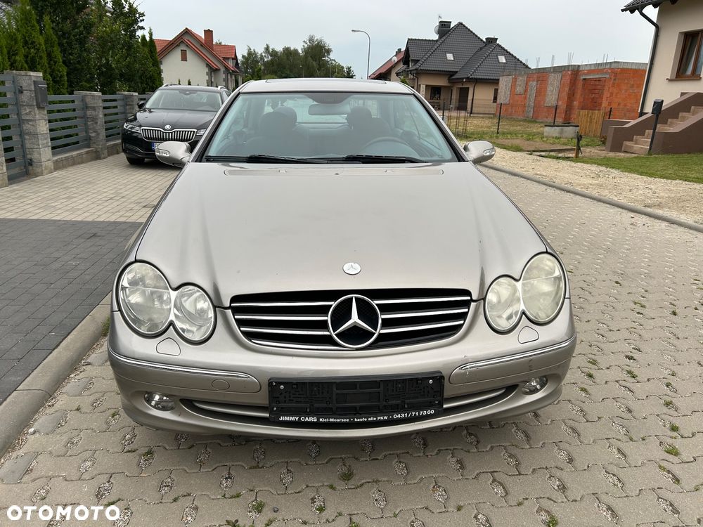 Mercedes-Benz CLK - 2