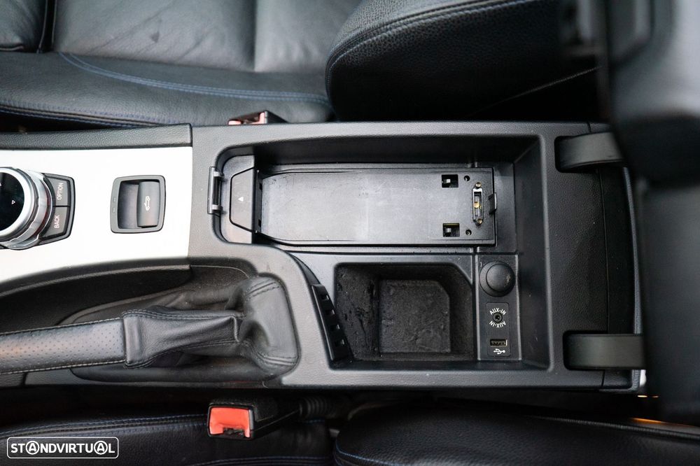 BMW 320 d Cabrio Auto - 34