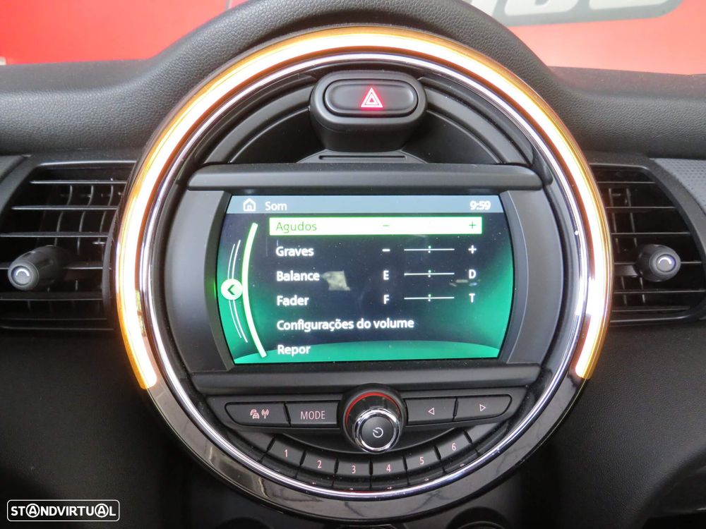 MINI Cabrio Cooper Premium Extra JCW Auto - 36